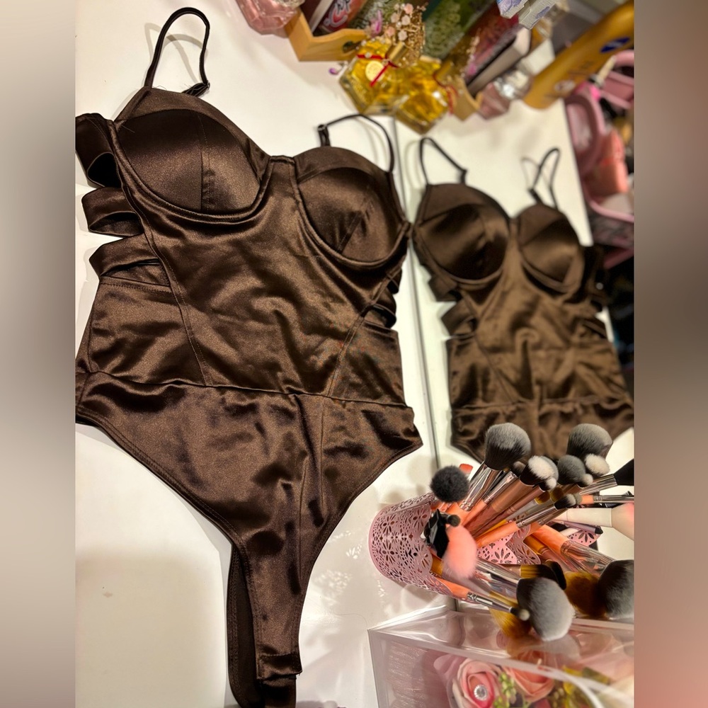 Luxurious Brown Satin Bra with Adjustable Straps